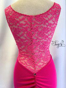 Abito Angeles in fucsia con pizzo