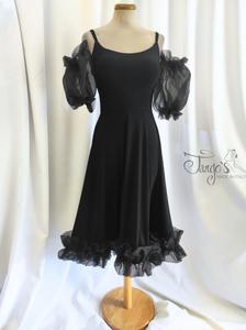 Dress Nuvola black with organza finishes