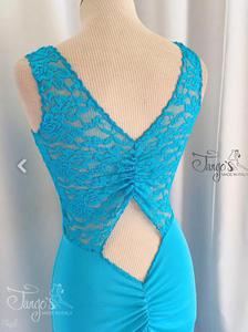Dress robi in sky blue and lace