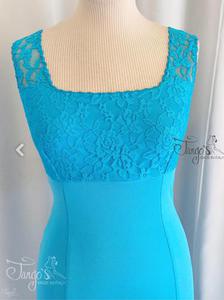 Dress robi in sky blue and lace