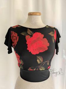 Completo nero rose rosse