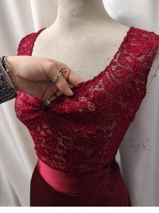 Alana top in dark red glitter lace
