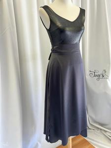 Lili metallic grey top