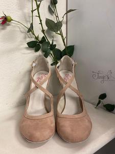 Romy beige suede heel 10.5