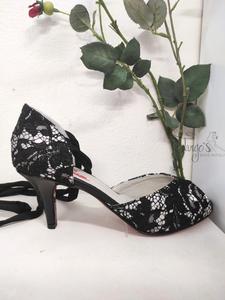 Melissa shoes in black and white lace - heels 6,5cm